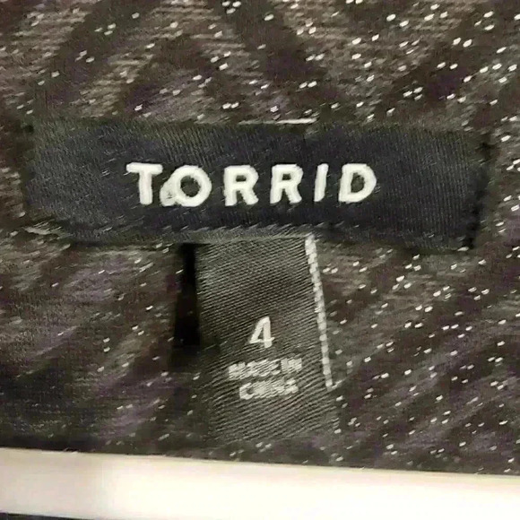 Torrid Womens Blazer Jacket Size 4 Black Herringbone Sparkle Party 4X - Picture 2 of 8
